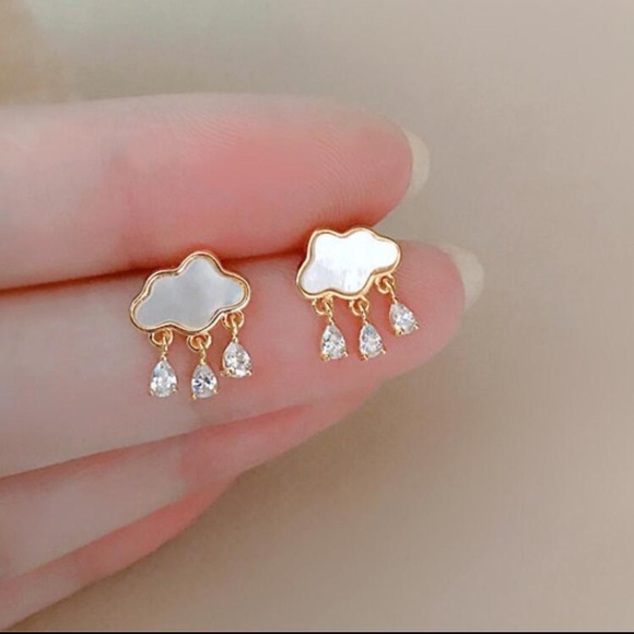 🌧️ Rain Cloud Earrings 🌧️ - Picture 3 of 6